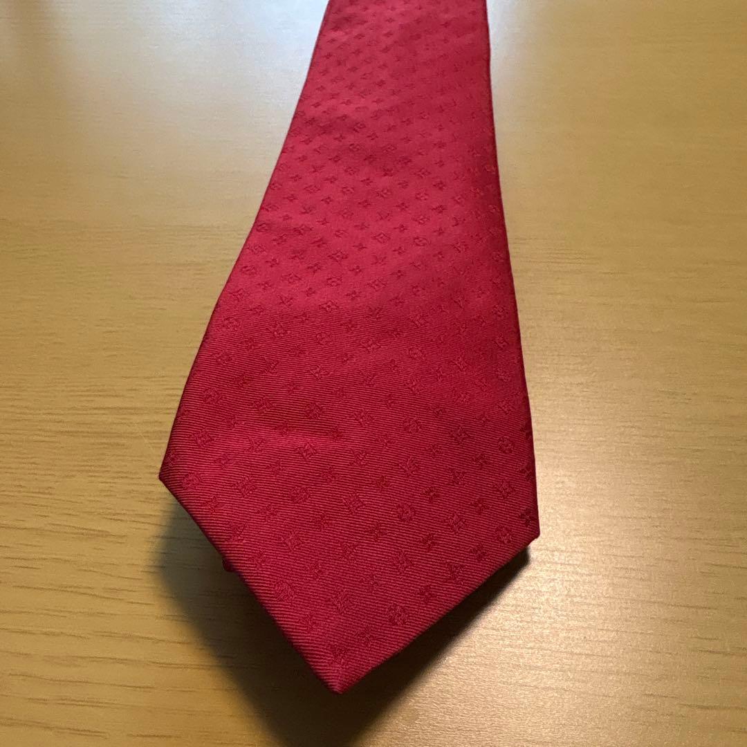 LOUIS VUITTONメンズネクタイ今日中発送可能です⭐︎