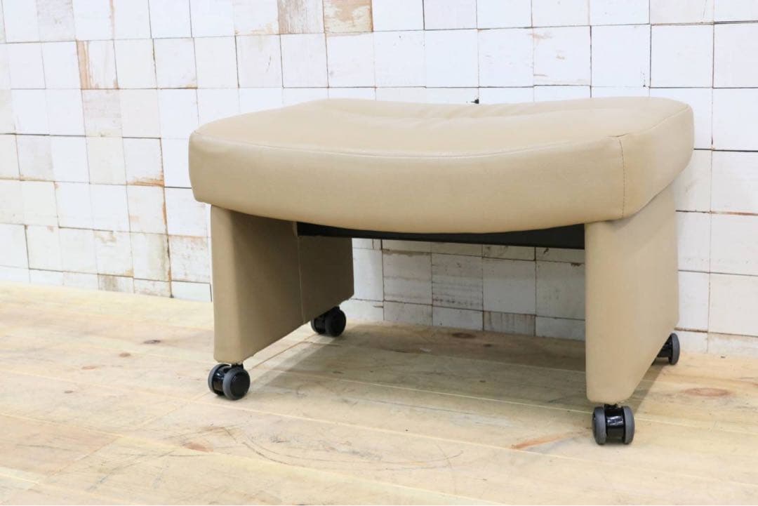 GMEH2J○karimoku / カリモク XU4206 オットマン フットス