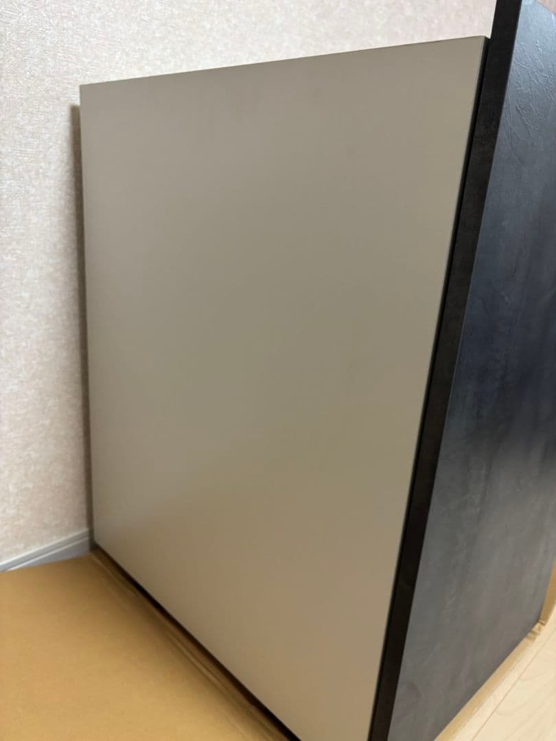 収納キャビネット