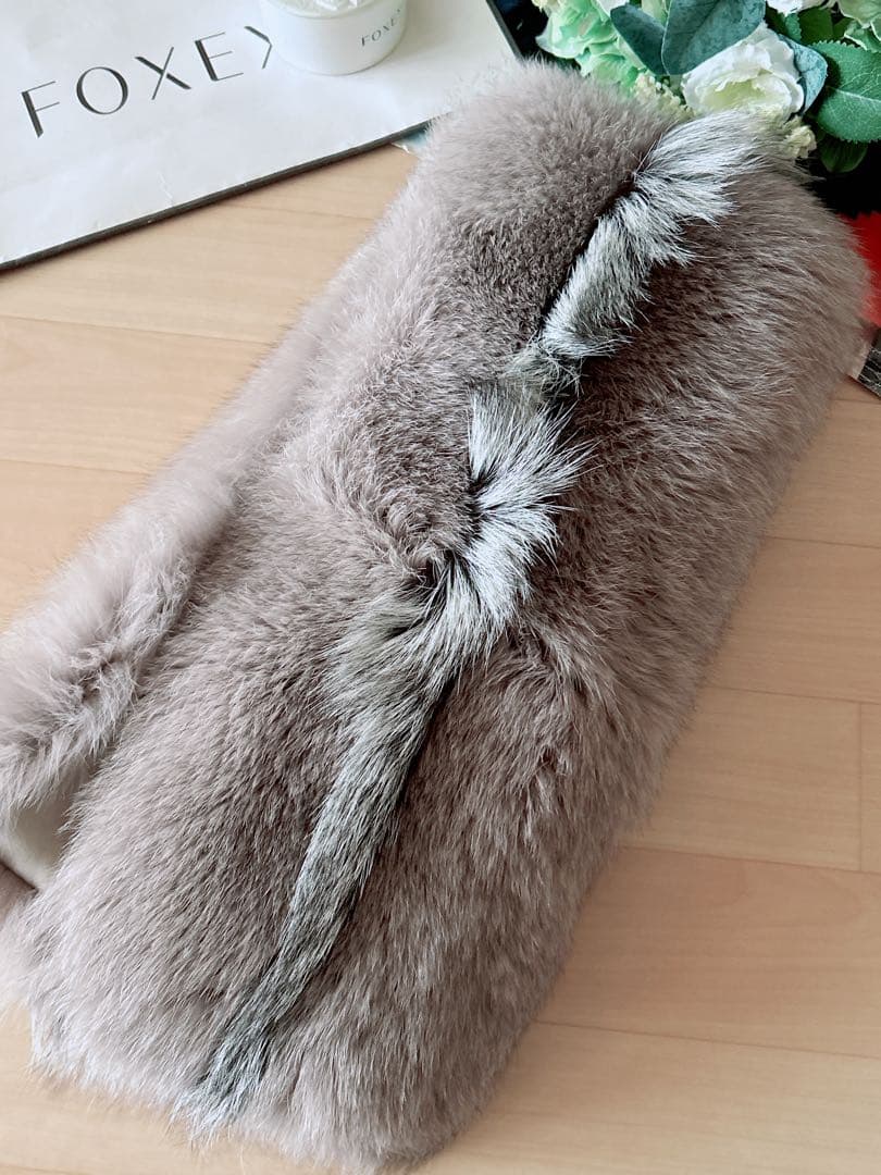 新品同様！ルネフォックスファーマフラー　foxey フォクシー