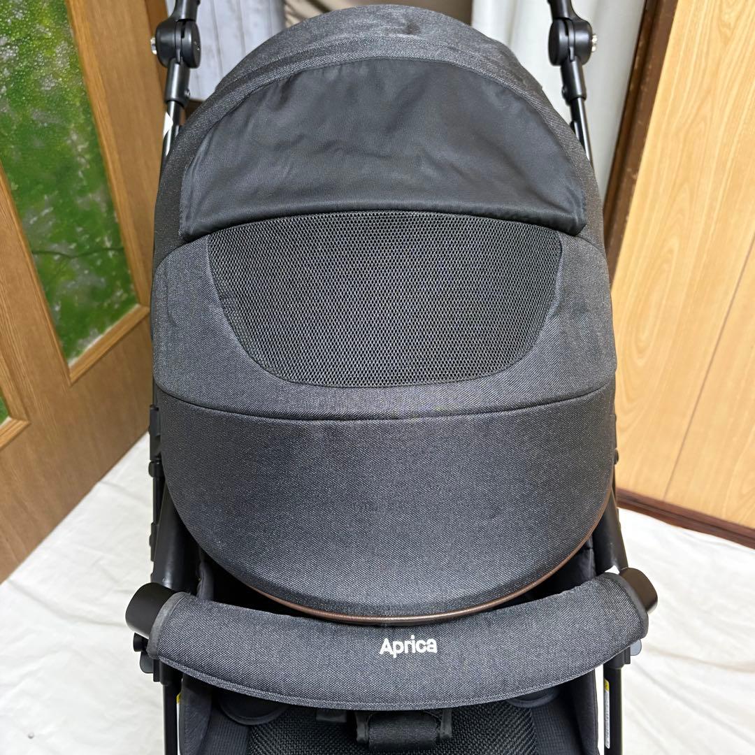 アップリカ ラクーナクッションフリープラス ベビーカー 美品 横スライド 清掃済