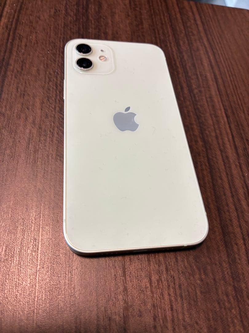 iPhone12 ※画面左上青い点がございます