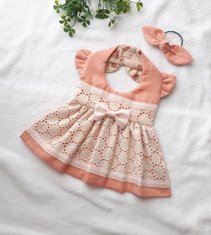 サークルレースのワンピーススタイ(サーモンピンク)