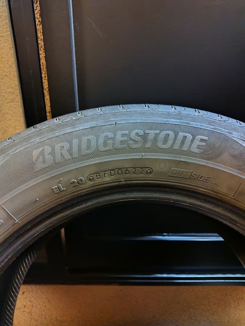 205/60/R16 ブリヂストン　REGNO　GR-XⅡ 4本　②