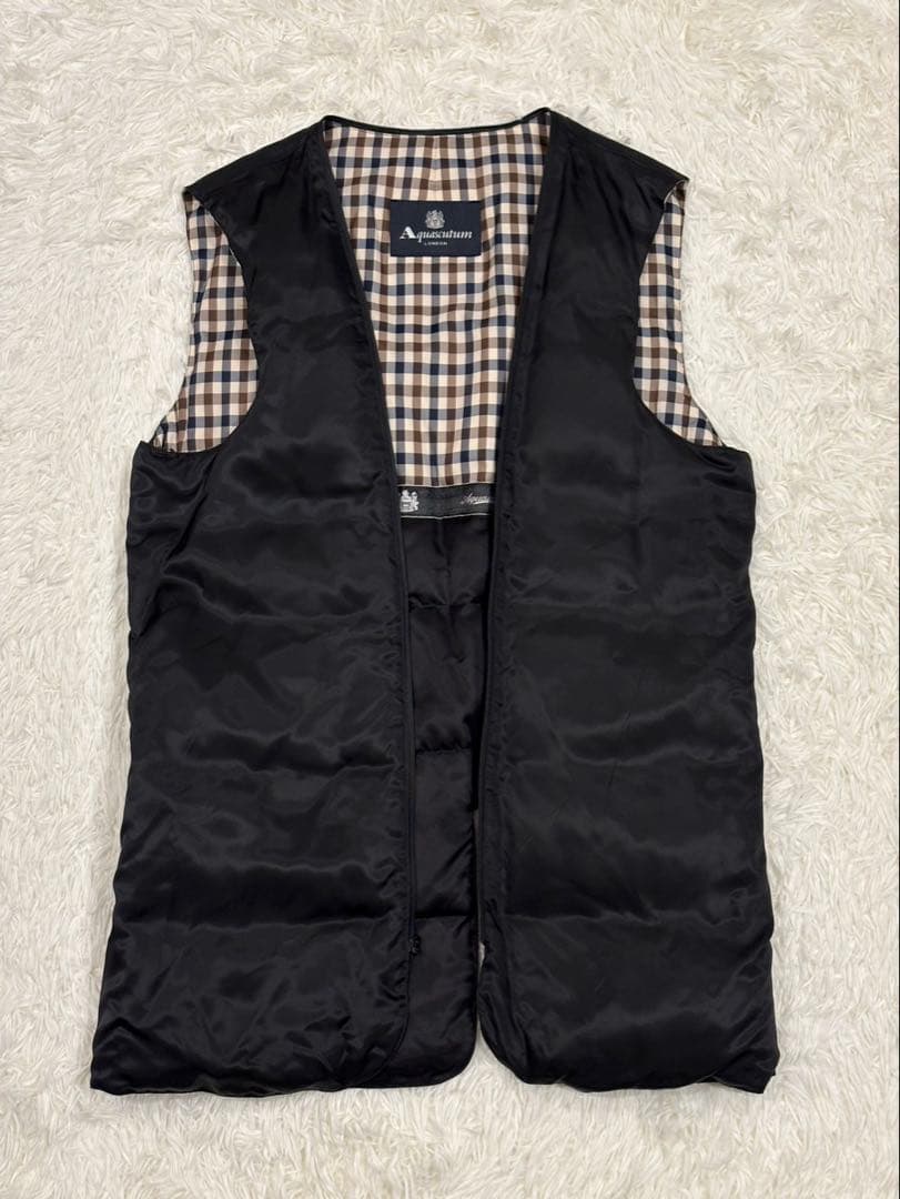 アクアスキュータム 比翼 シルク ライナー ダウン ステンカラー 38 M 黒