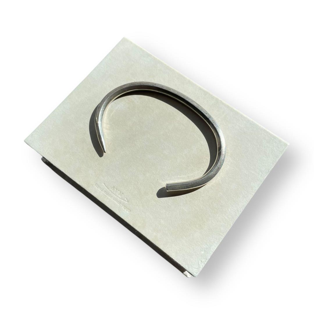 ドアマン AVM DESIGN ROOM シルバー ゴールド バングル