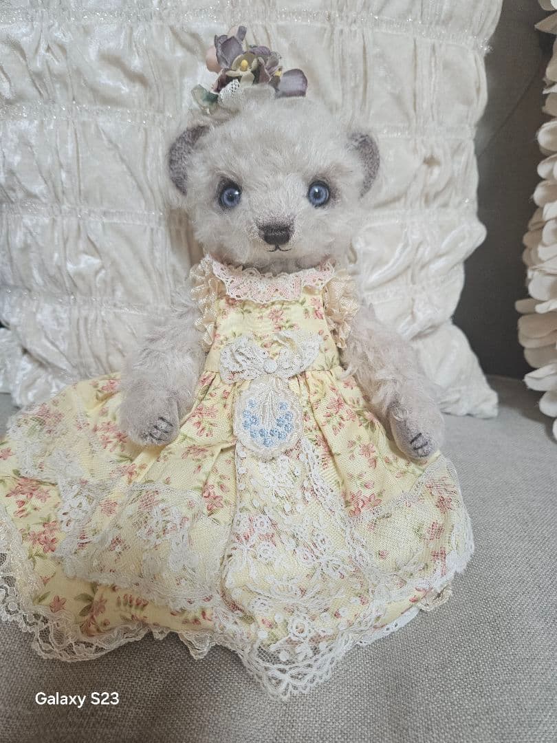 BonBonマーチさん作、ドールアイのベア