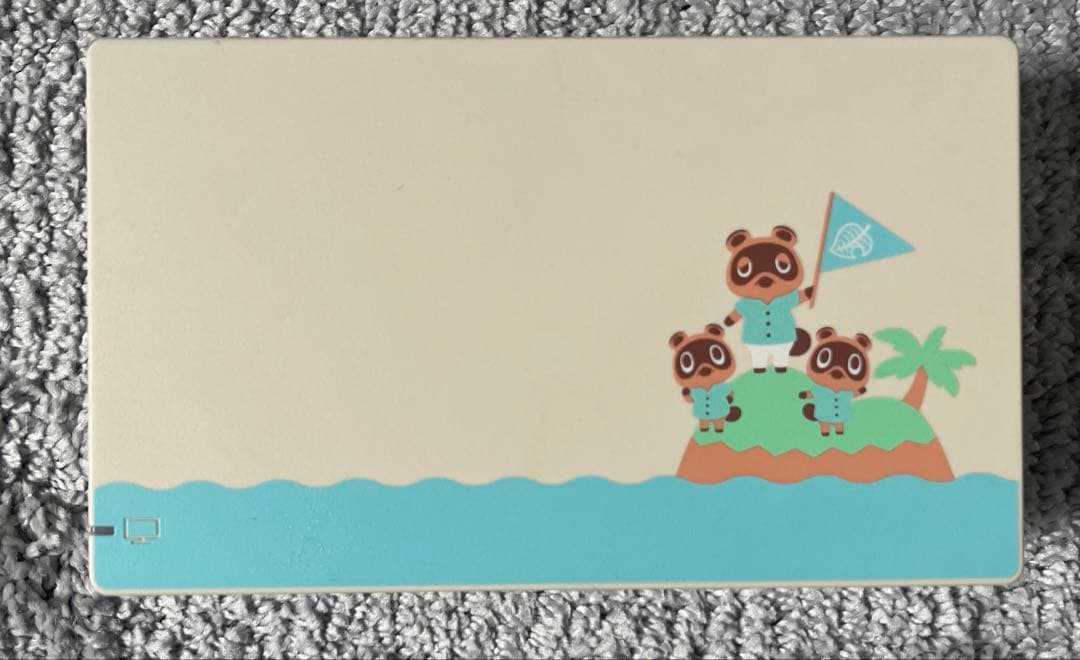 だ*く様 あつまれどうぶつの森　switch本体　ケース付き(付属品全てあり)