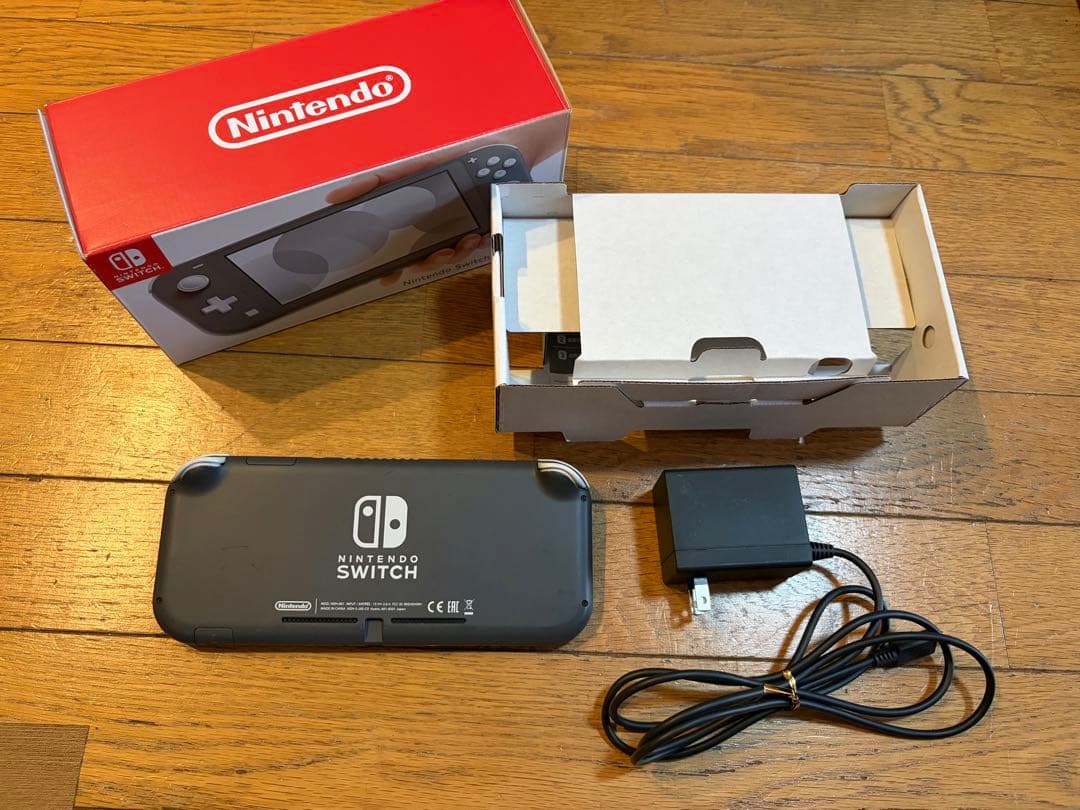 Nintendo Switch Lite 本体 グレー SDカード付き