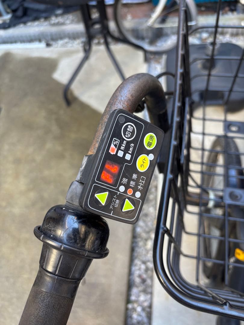 アシスト自転車 バッテリー15.4Ah 充電器付き