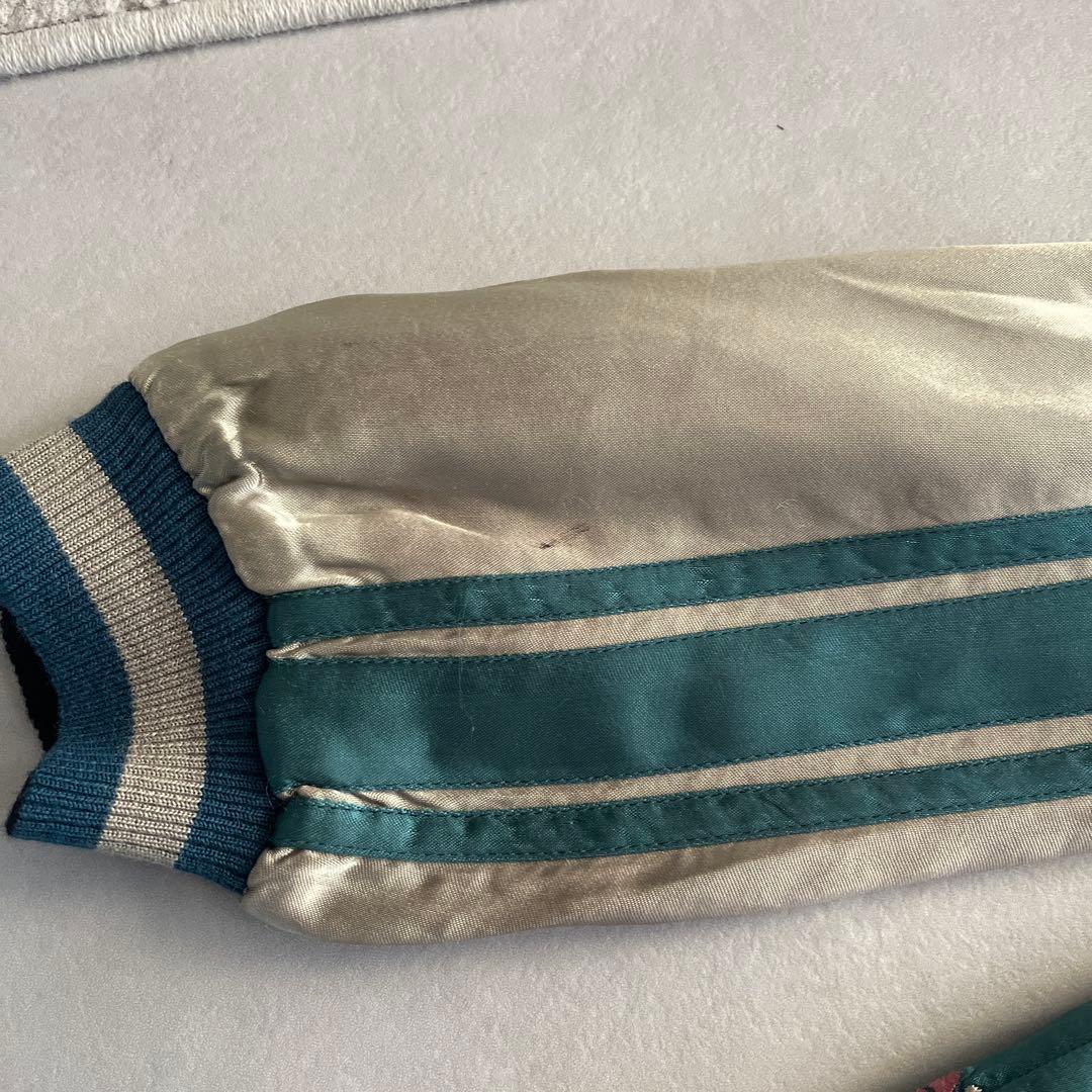 リバーシブル スカジャン 刺繍 金魚 蝶柄 サテン 和柄 ジャケット