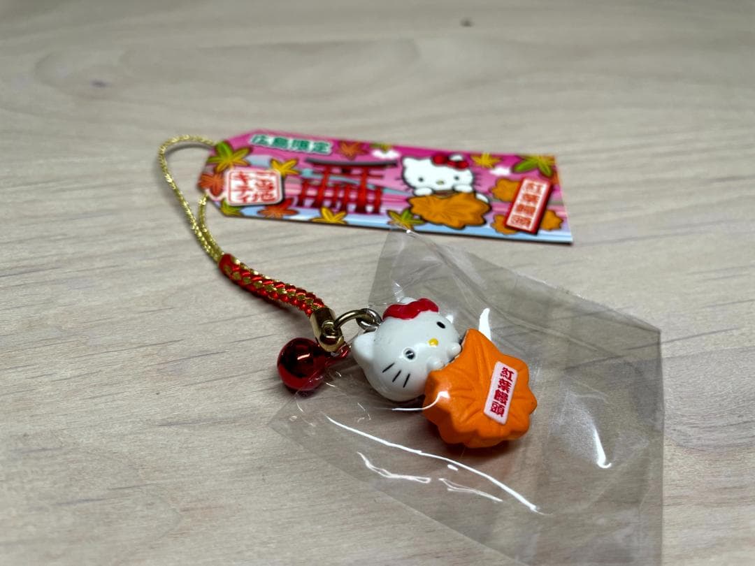 ご当地キティ　ハローキティ 　広島限定　　根付けストラップ
