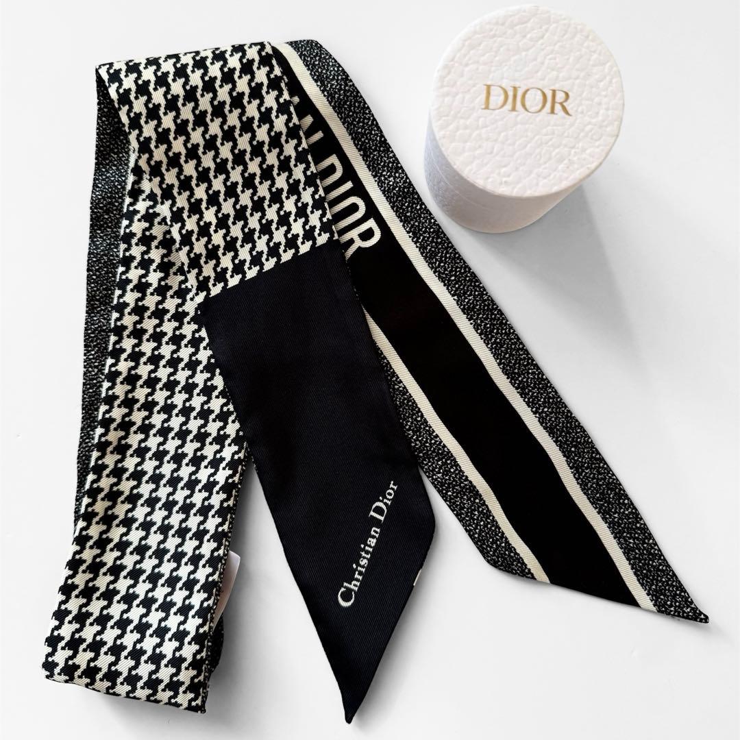 新品 クリスチャン ディオール 30 Montaigne ミッツァ スカーフ