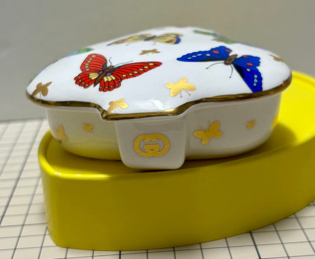 グッチ　GUCCI 陶器製小物入れ　アクセサリーケース