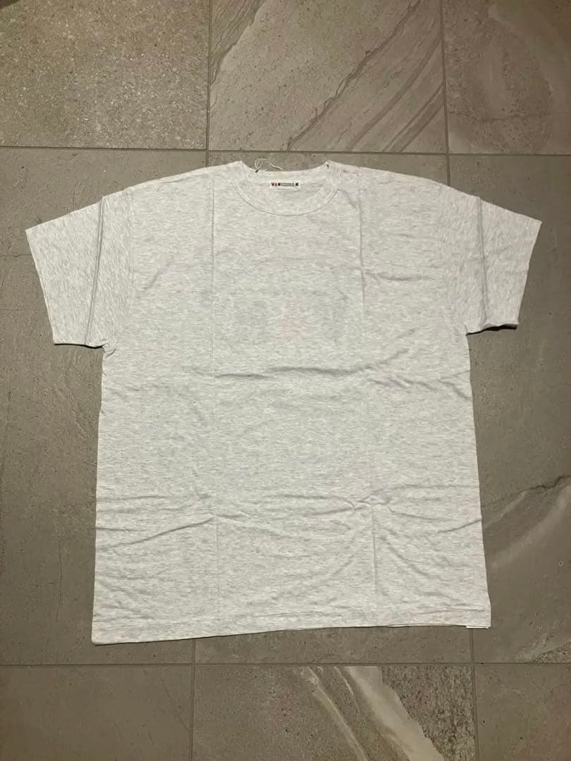 VAN JACKET ロゴTシャツ