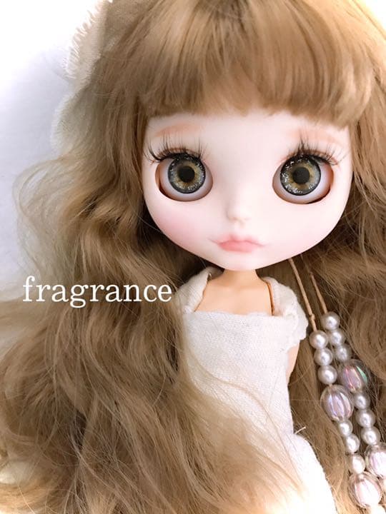 アイシードール　カスタムドール　白肌　ミルクティブラウン