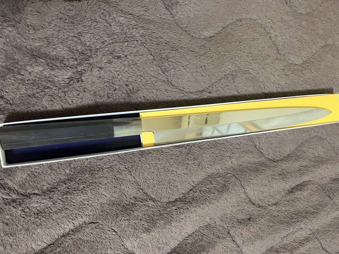 鏡面本焼き柳刃包丁 銀三鋼 9寸黒檀八角柄