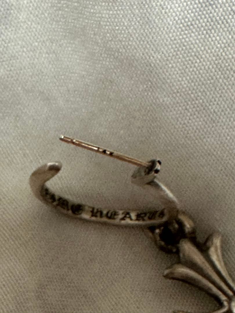 クロムハーツ タイニークロスCHフープイヤリング（ピアス）