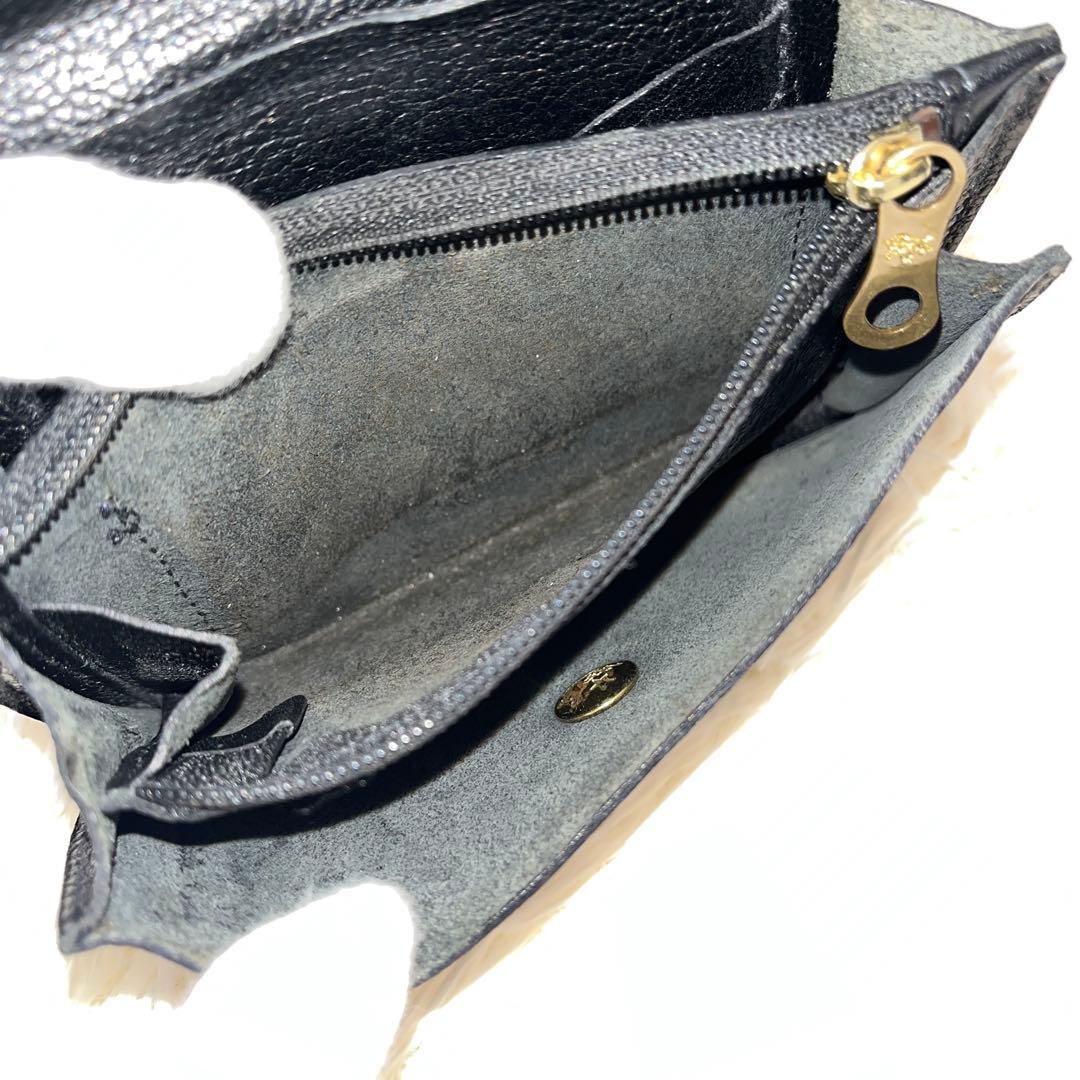 ⭐️美品⭐️　IL BISONTE　二つ折り財布　ワニーコレクション　ブラック