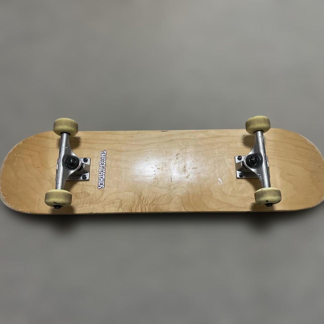 THREE WEATHER スケートボード　コンプリート スケボー　8インチ