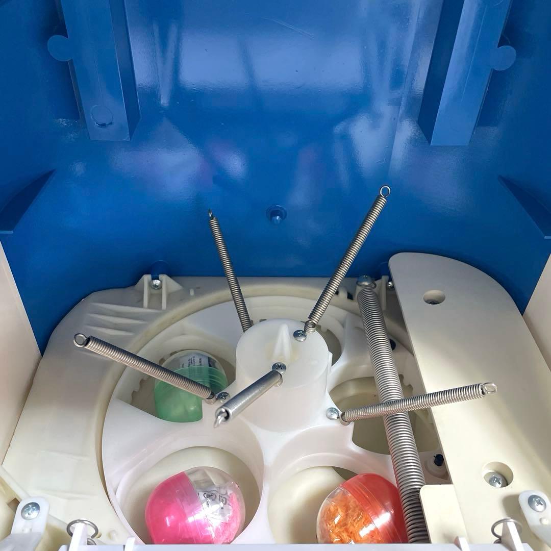 美品！ガチャガチャ本体　全塗装リメイク品！