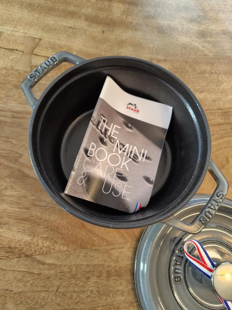 ストウブ　ピコ　ココット　ラウンド　グレー　18cm　未使用品