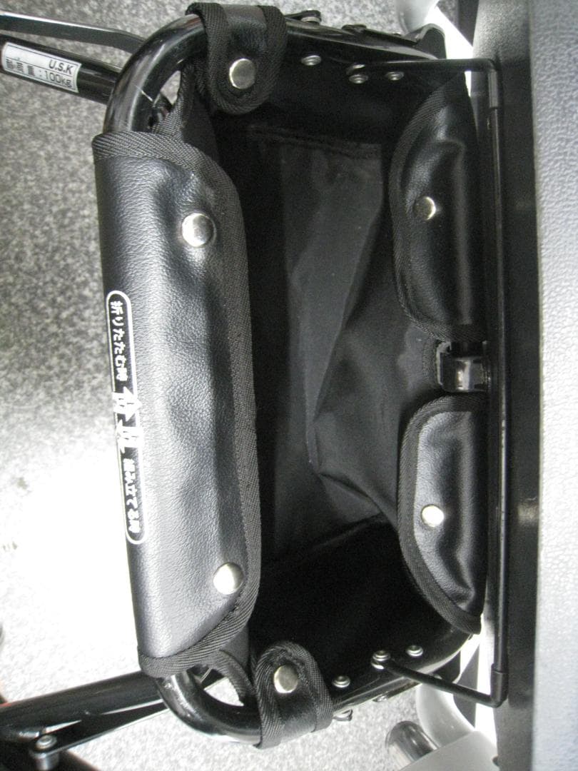 ユーバ産業 アームフィット 屋内外兼用 歩行車 肘置パッド付 AR-458E ②