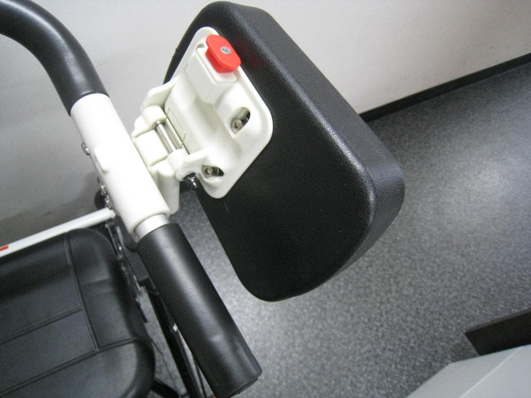 ユーバ産業 アームフィット 屋内外兼用 歩行車 肘置パッド付 AR-458E ②