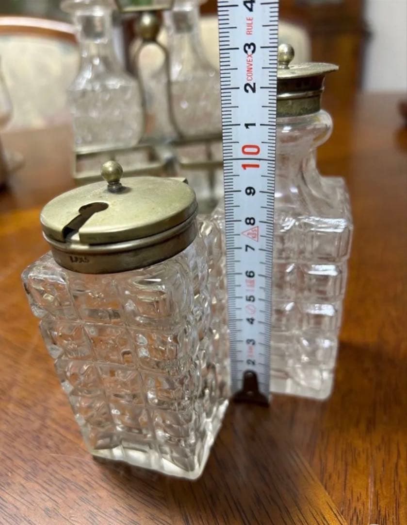 英国アンティーク　ガラス製調味料入れ