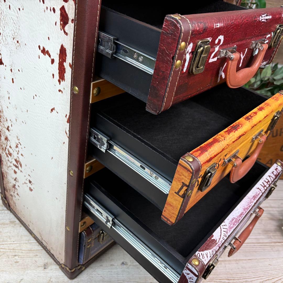 アンティークビンテージ調レザートランクチェスト四段洋タンス収納木製飾り棚レール付