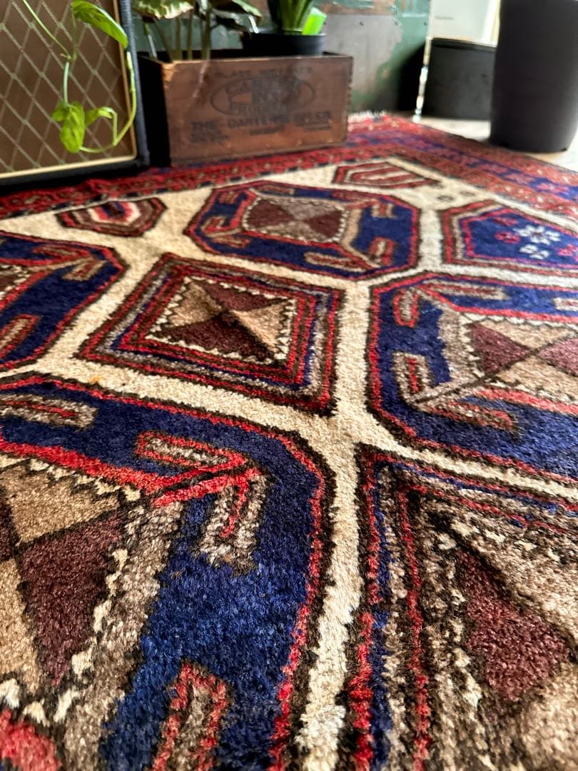 トライバルラグ　ヴィンテージラグ　アフガンラグ　マルダリ　バルーチ　プリミティブ