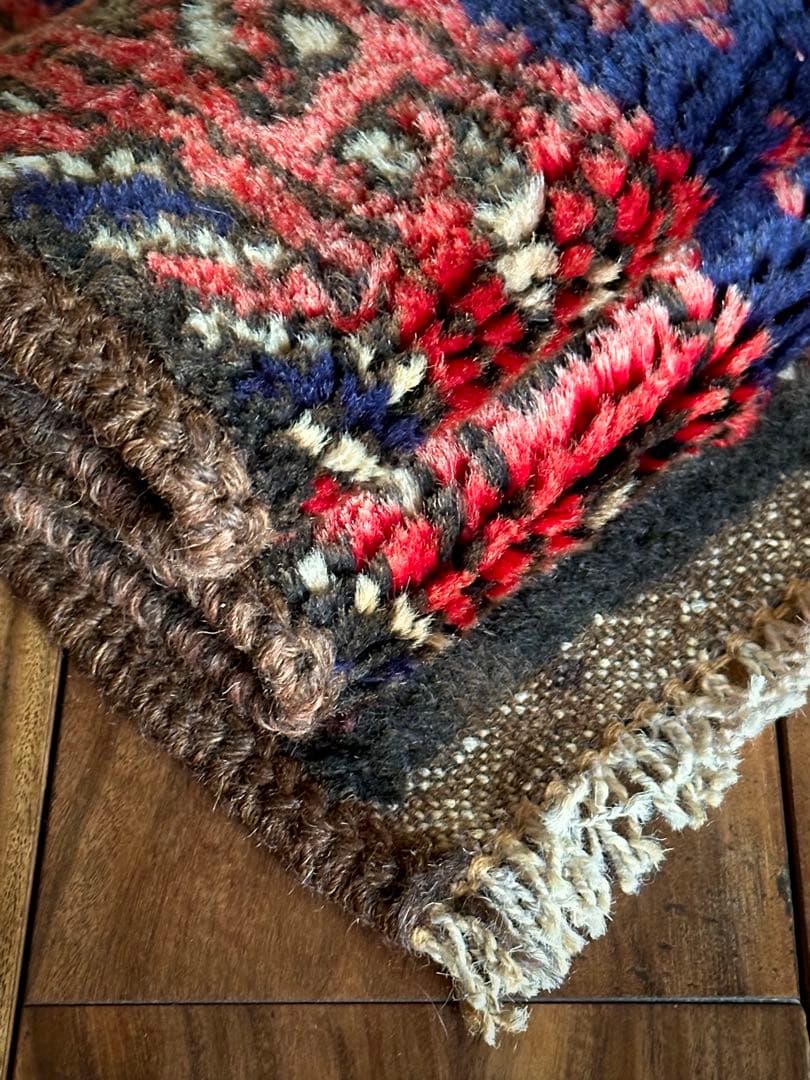 トライバルラグ　ヴィンテージラグ　アフガンラグ　マルダリ　バルーチ　プリミティブ