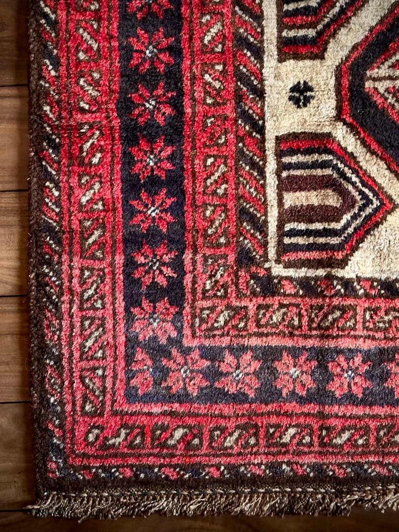 トライバルラグ　ヴィンテージラグ　アフガンラグ　マルダリ　バルーチ　プリミティブ