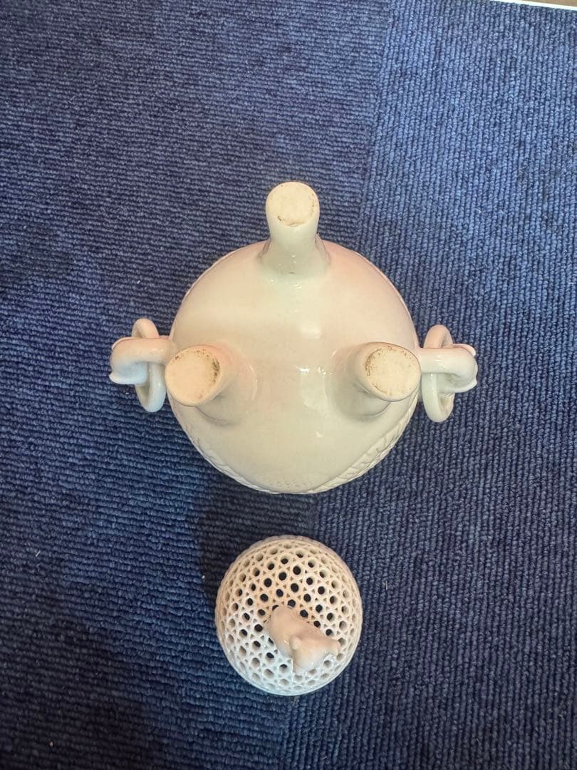 1900 有田焼　景泉作　白磁　象　透かし彫　香炉