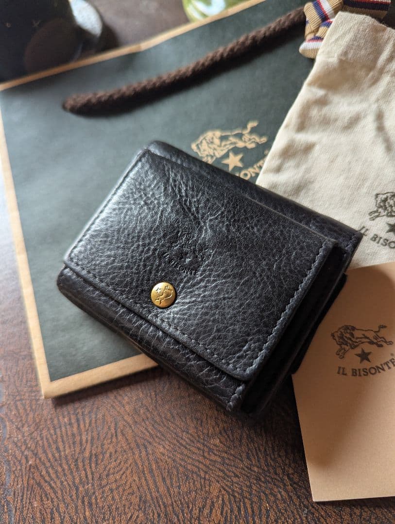 イルビゾンテ トリフォルドウォレット コンパクト ブラック シボ加工 男女兼用