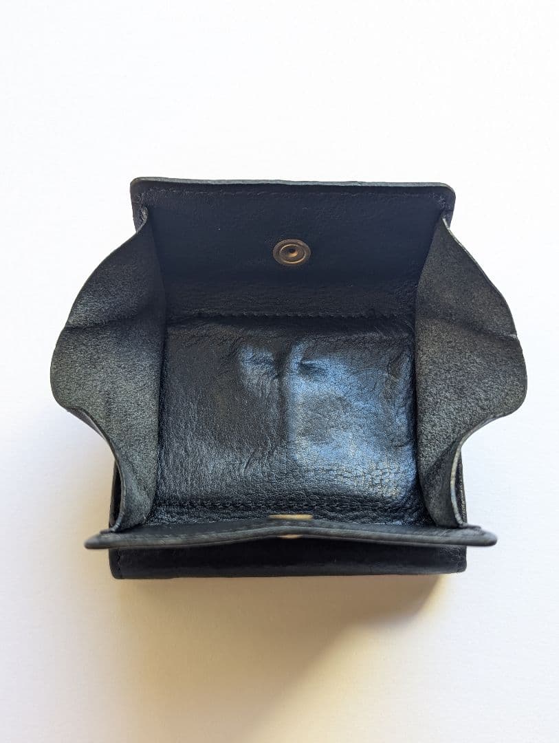 イルビゾンテ トリフォルドウォレット コンパクト ブラック シボ加工 男女兼用