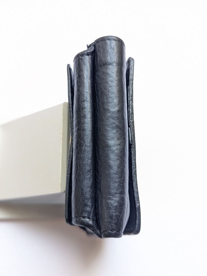 イルビゾンテ トリフォルドウォレット コンパクト ブラック シボ加工 男女兼用