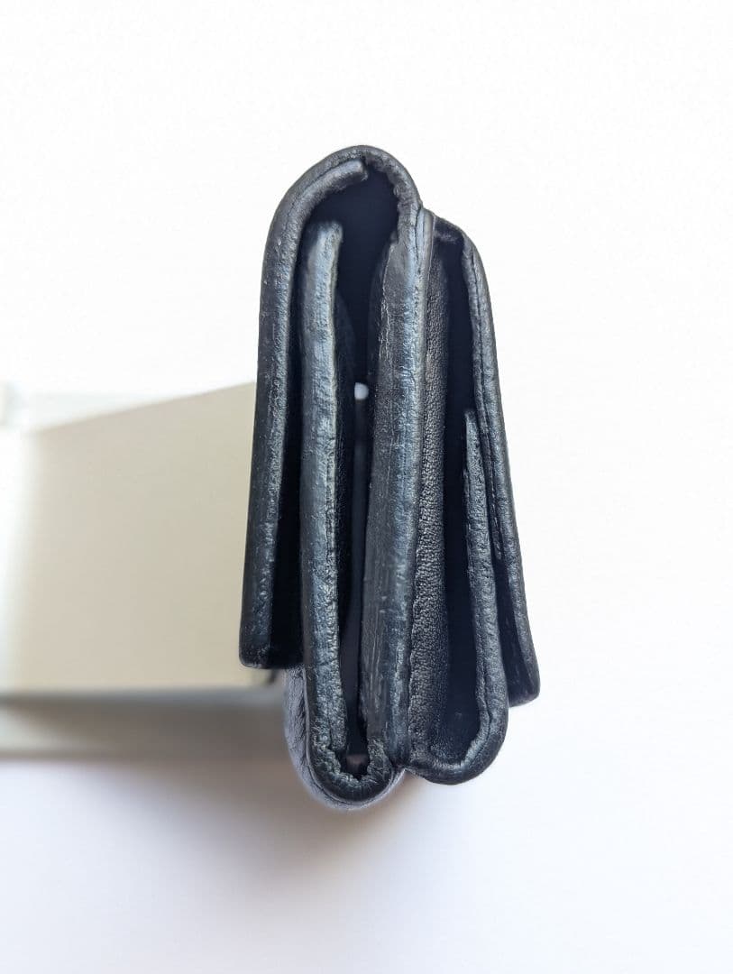 イルビゾンテ トリフォルドウォレット コンパクト ブラック シボ加工 男女兼用