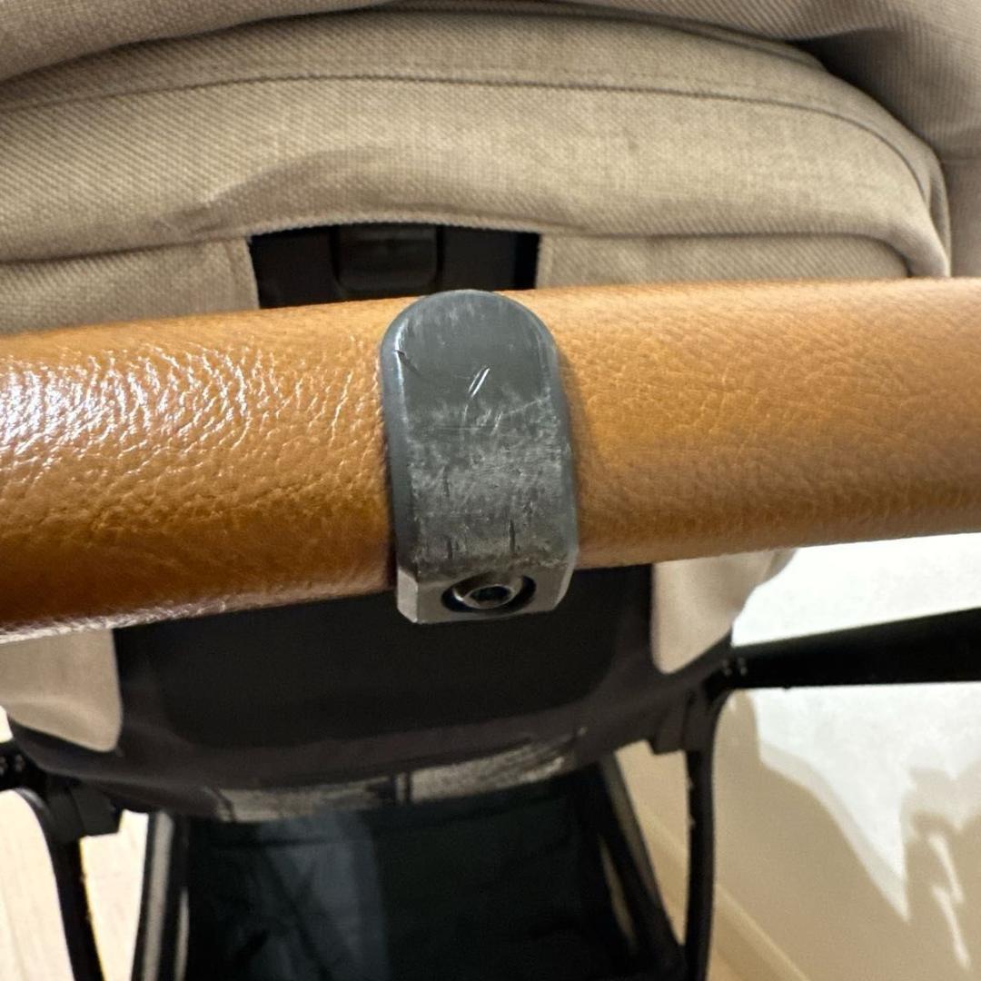 NUNA TRIV ヌナ トリヴ ベビーカー ブラックフレーム×ベージュ