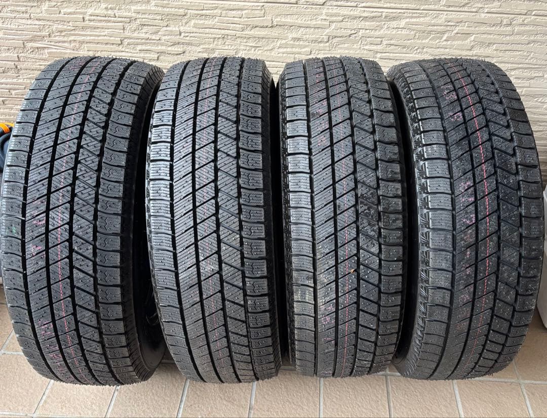 新品 ブリヂストン ブリザック VRX3スタッドレス195/65R15 91Q