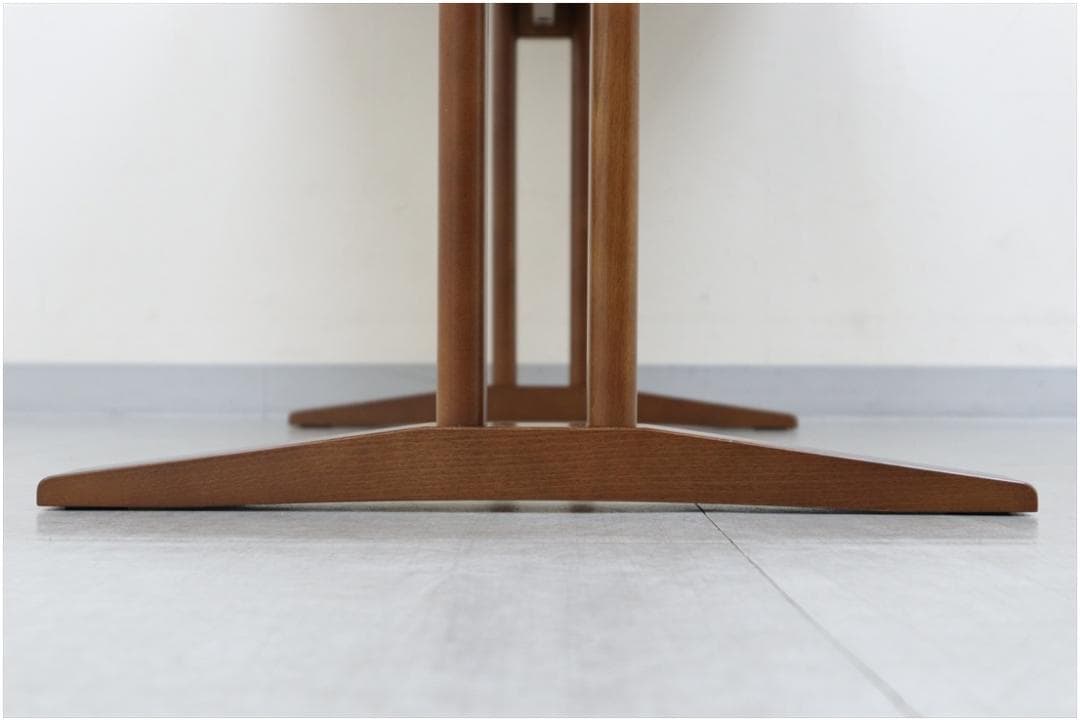 極美品 カリモク60 カフェテーブル1200 ウォールナット 机 テーブル