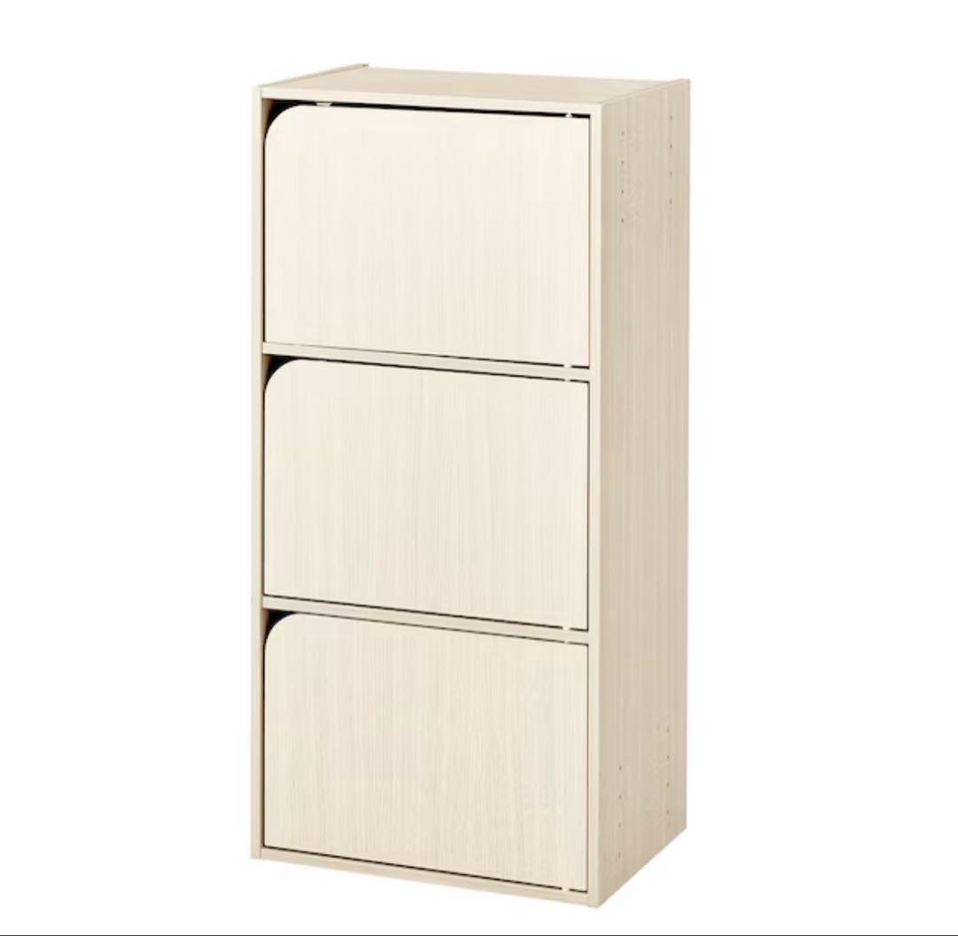 ホワイト 3段カラーボックス　Nカラボ　ニトリ　扉付き