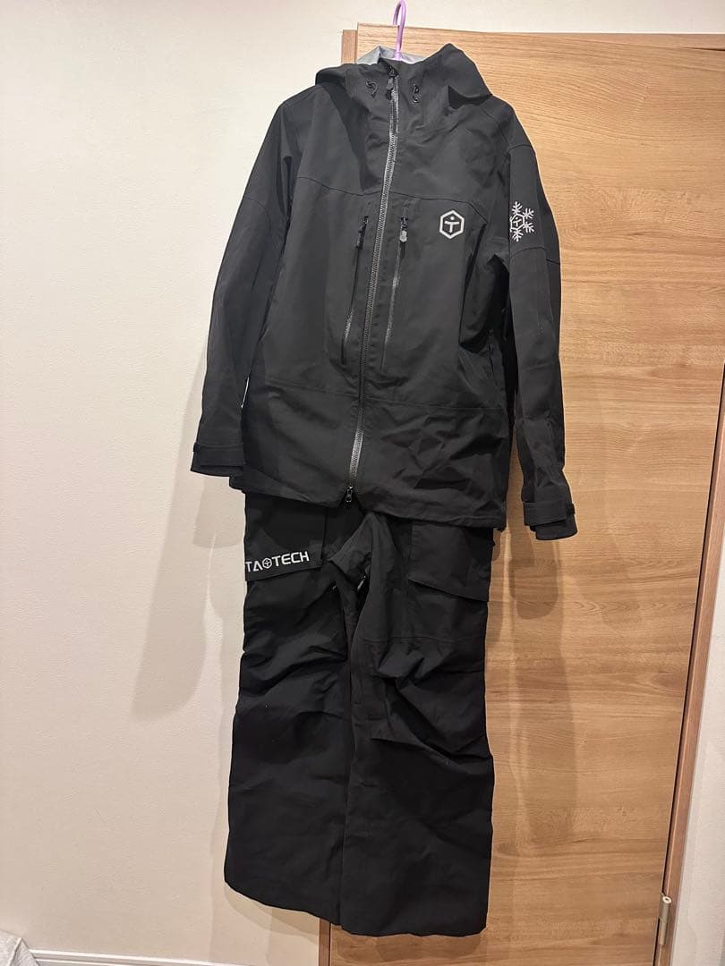 タオテック TAOTECH スノーボードウェア ブラック M/L