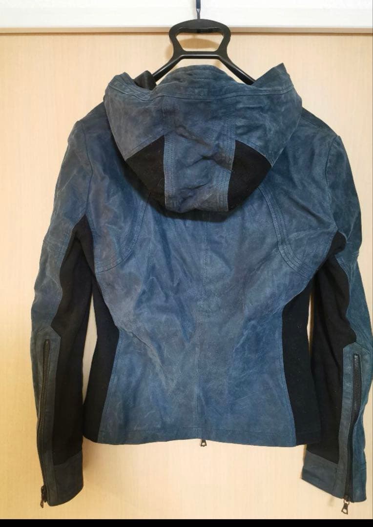 【no id.】ラムバフィングフーデッドブルゾン