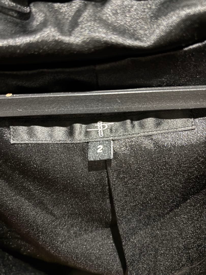 【no id.】ラムバフィングフーデッドブルゾン