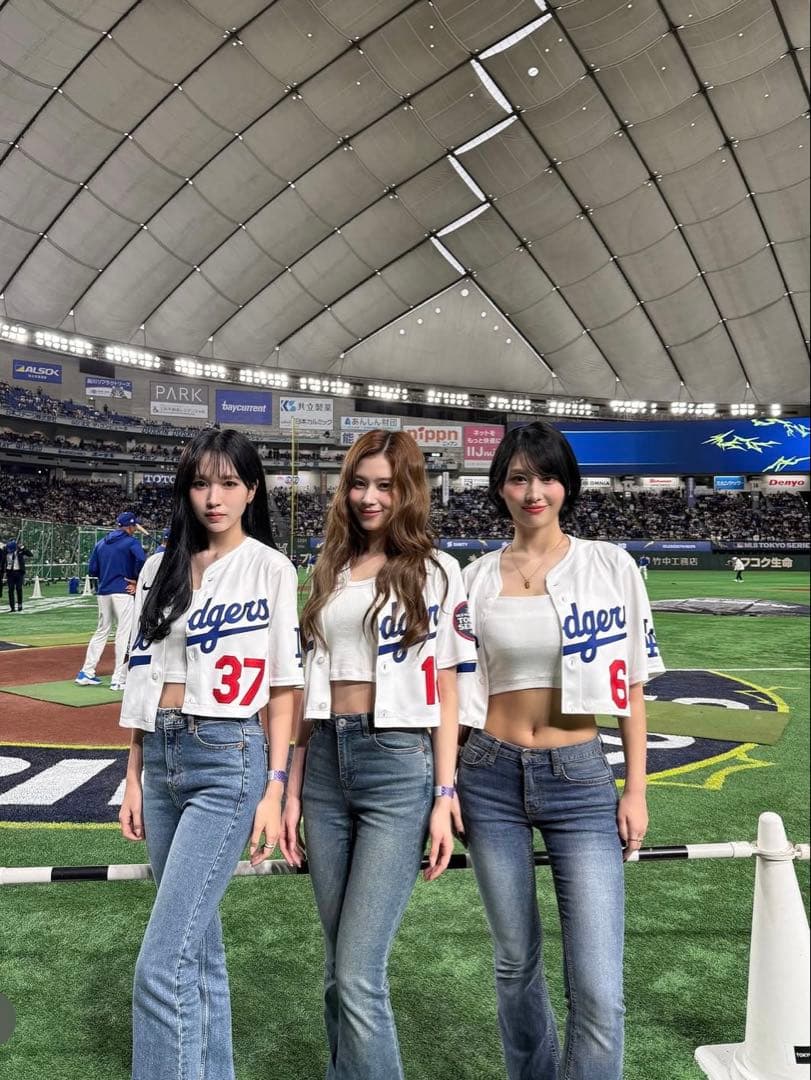 【新品未使用】MOUSSY MVS FLARE デニム