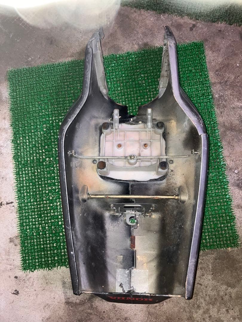 NSR50 シートカウル　AC10