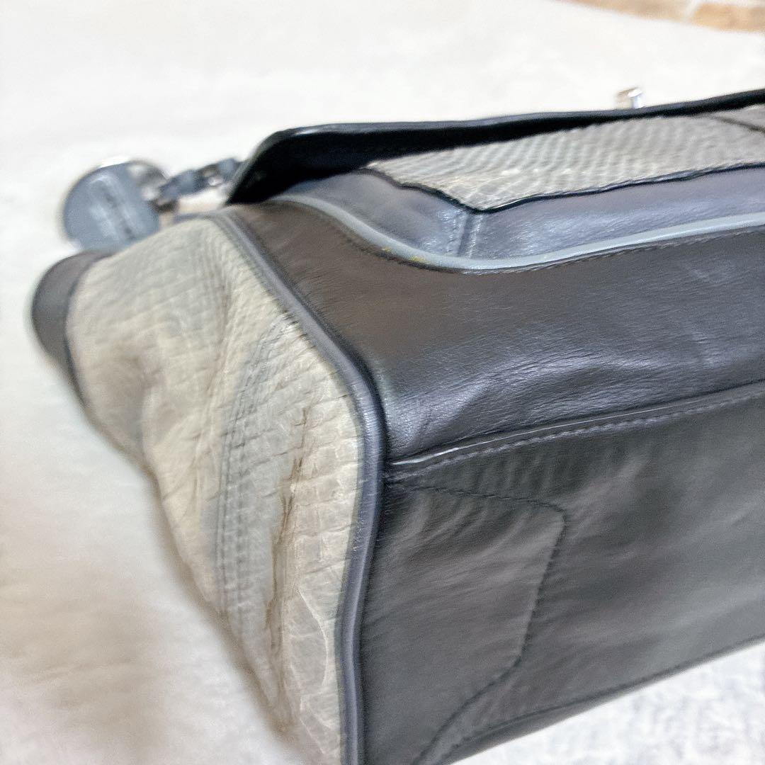 良品　COACH コーチ　トートバッグ　パイソン　チャーム　ターンロック