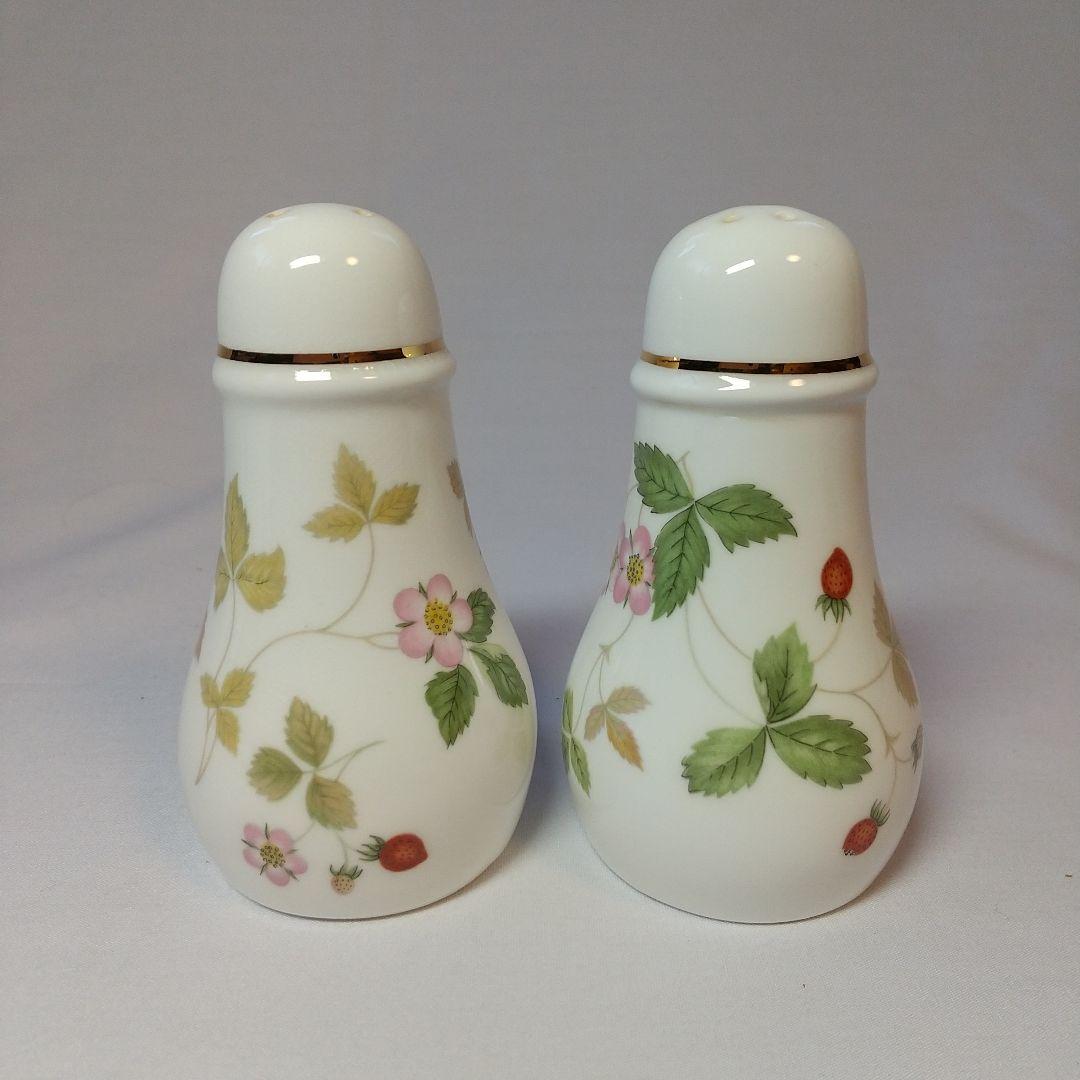 ウェッジウッド　ワイルドストロベリー　塩、胡椒入れ