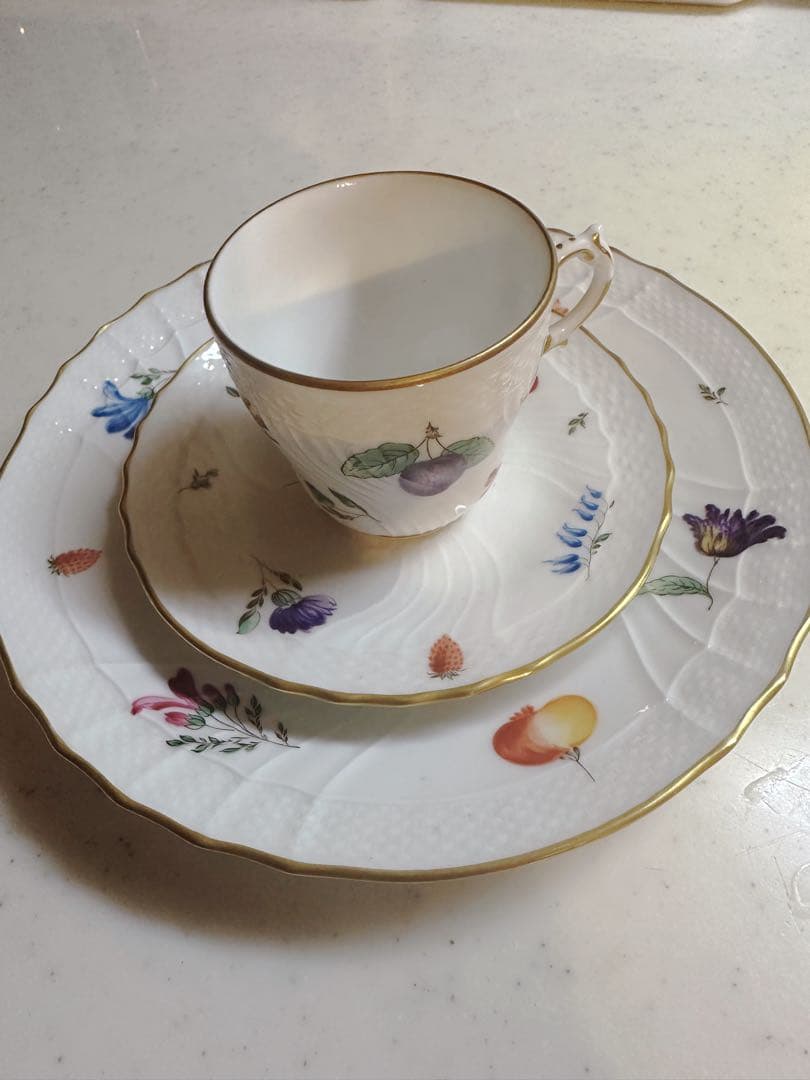 新品未使用、リチャードジノリ　カップ&ソーサー&デザート皿トリオ、送料無料